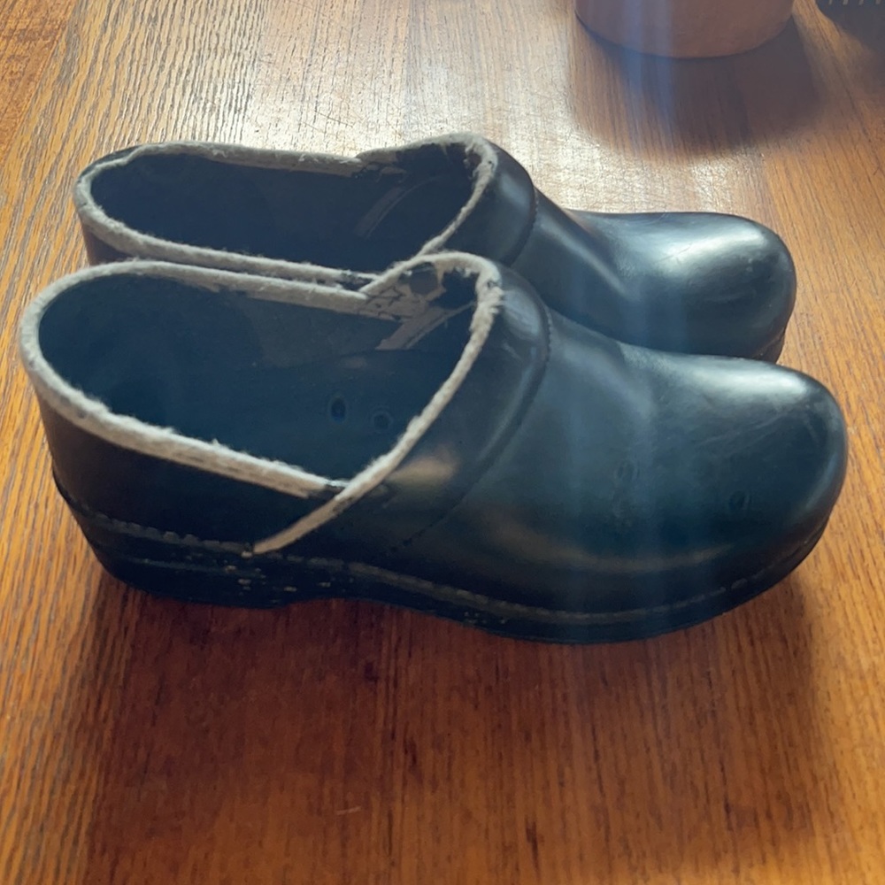 Dansko Clogs - Picture 2 of 5